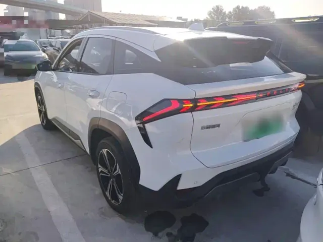 Geely Galaxy L7 — Фото автомобиля 4