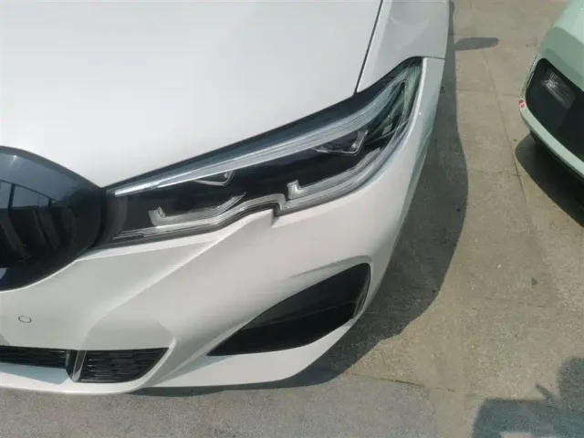 BMW 3 Series — Фото автомобиля 23