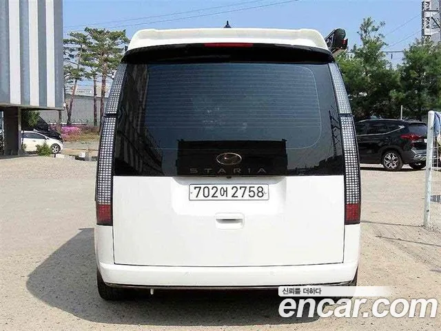 Hyundai Staria — Фото автомобиля 3