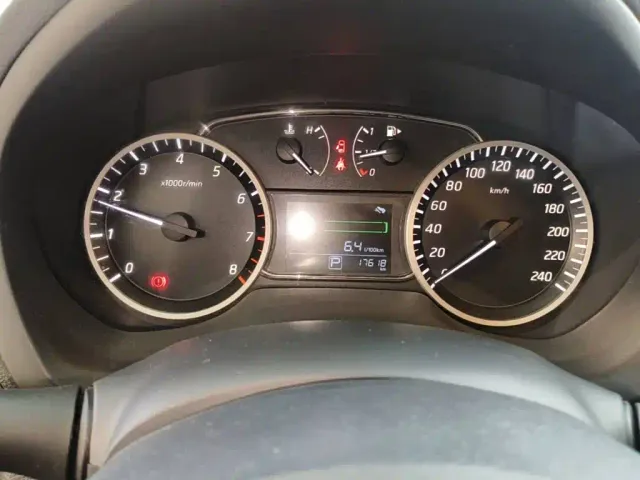 Nissan Sylphy — Фото автомобиля 4