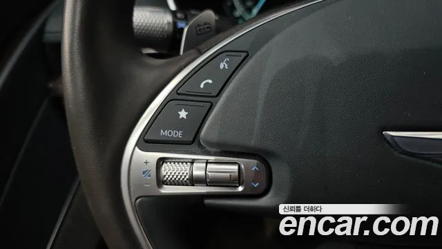 Genesis G80 Electrified G80 (RG3) — Фото автомобиля 18