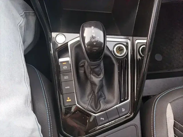 Volkswagen Tayron GTE Plug-in Hybrid — Фото автомобиля 13