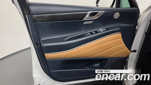 Genesis GV80 — Фото автомобиля 13