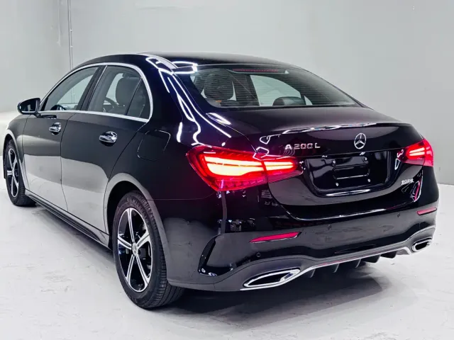 Mercedes-Benz A-Class — Фото автомобиля 3