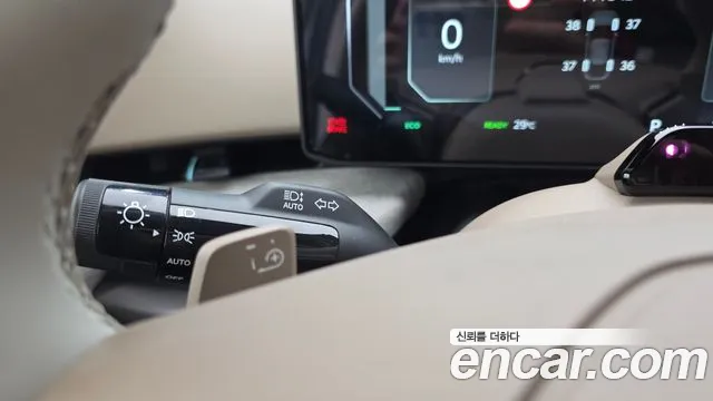 Kia EV4 — Фото автомобиля 30