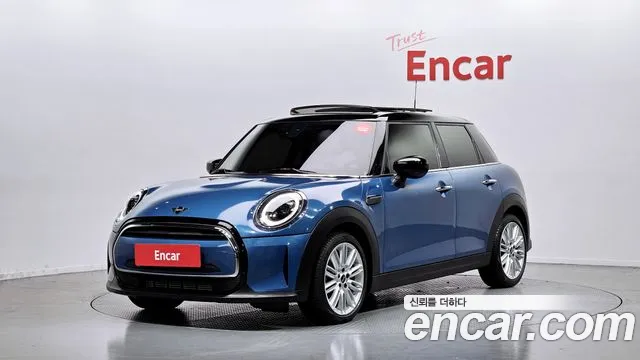 Mini Cooper Cooper 5 дверей Classic Plus — Фото автомобиля 6