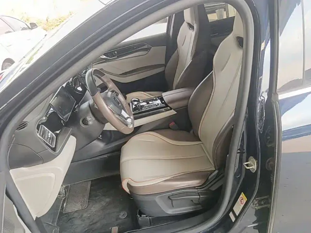 BYD Qin PLUS — Фото автомобиля 14