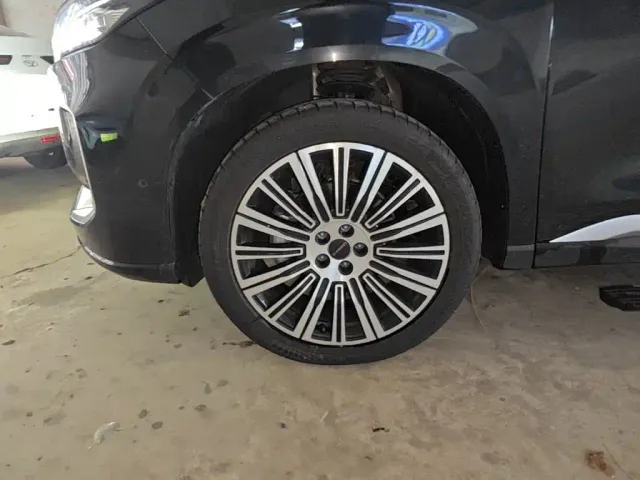 Exeed VX — Фото автомобиля 22