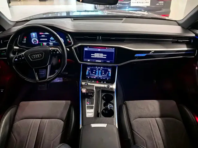 Audi A6L — Фото автомобиля 8