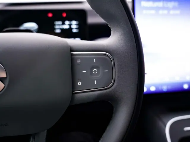 Nio ET5 Touring — Фото автомобиля 20