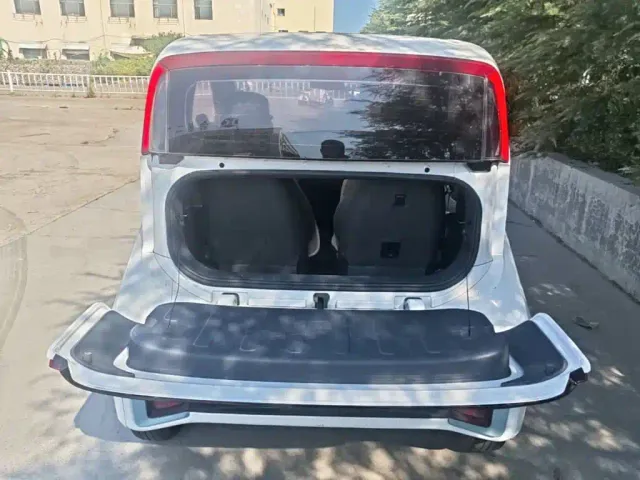 Wuling NanoEV — Фото автомобиля 18
