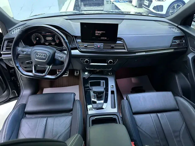 Audi Q5L — Фото автомобиля 6