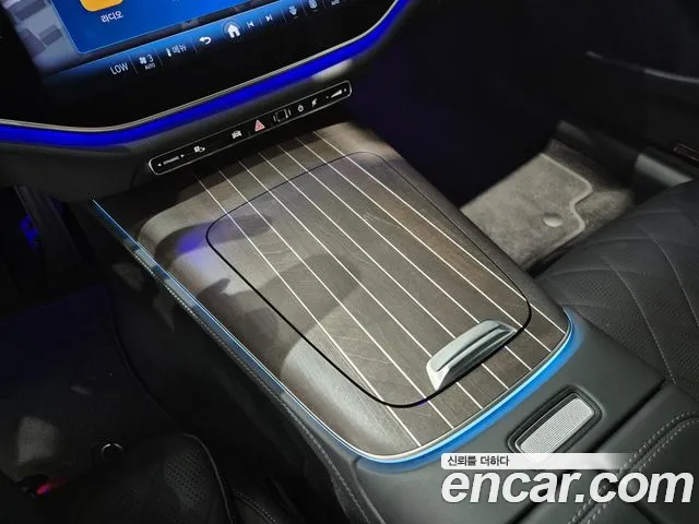 Mercedes-Benz E-Class — Фото автомобиля 14
