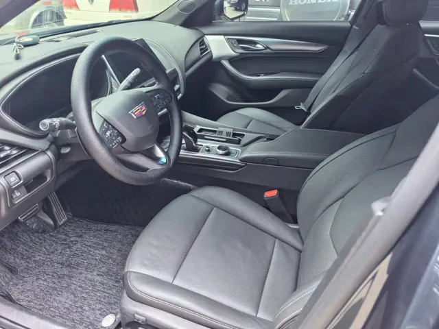 Cadillac CT5 — Фото автомобиля 4