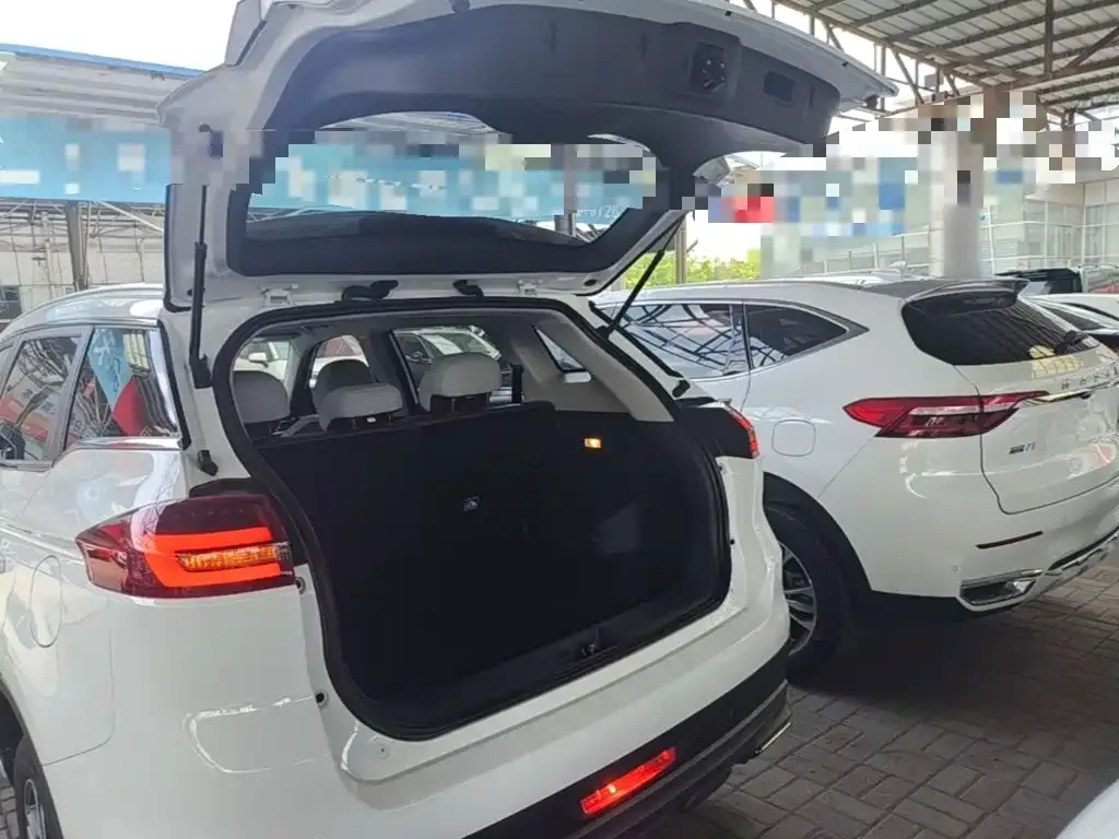 Geely Boyue 2022 1.8TD DCT Elegance — Фото автомобиля 8