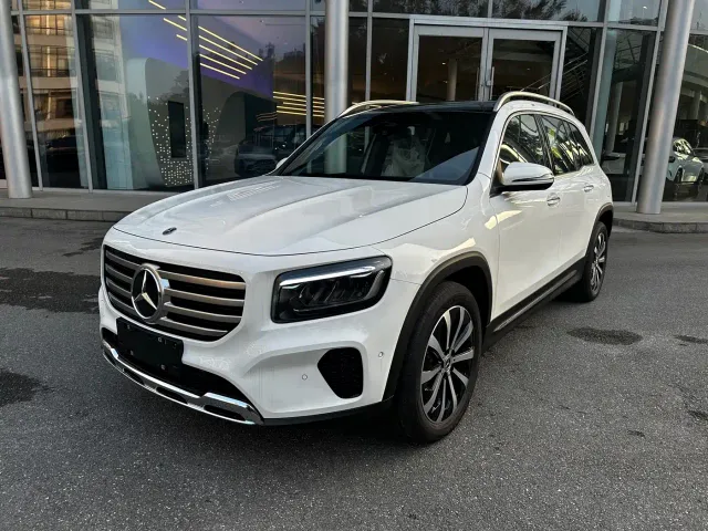 Фотография автомобиля — Mercedes-Benz GLB-Class