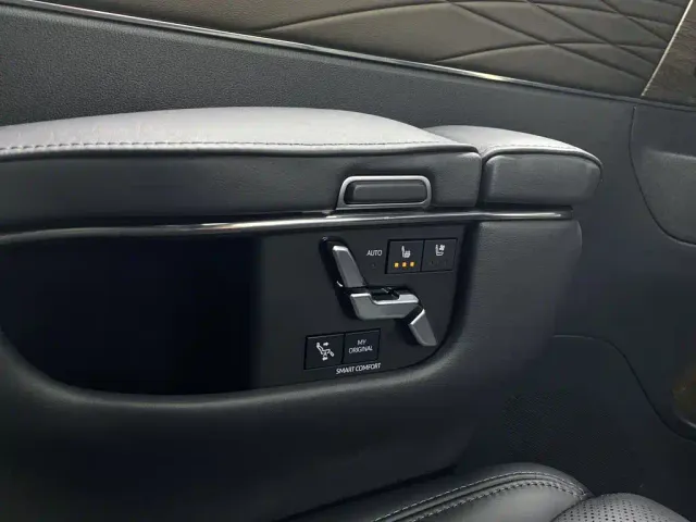 Toyota Vellfire — Фото автомобиля 19