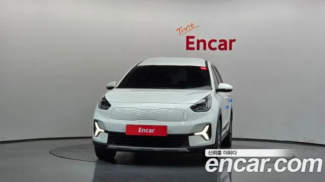 Kia Niro — Фото автомобиля 3