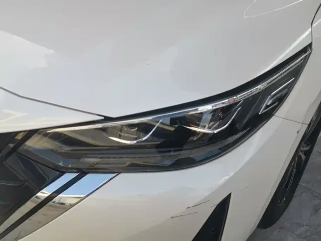 Nissan Sylphy — Фото автомобиля 5