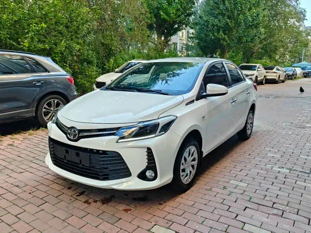 Фотография автомобиля — Toyota Vios