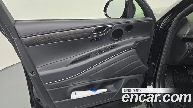 Genesis GV80 — Фото автомобиля 13