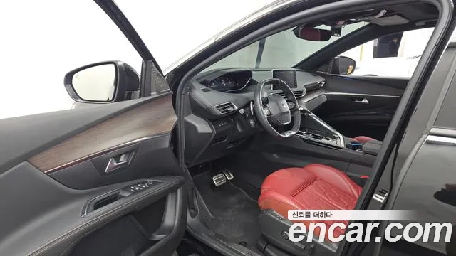 Peugeot 5008 — Фото автомобиля 10