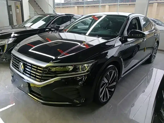 Фотография автомобиля — Volkswagen Passat