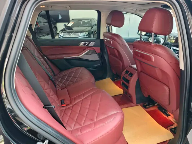 BMW X5 — Фото автомобиля 7