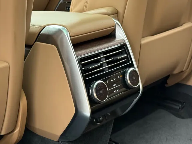 Land Rover Range Rover — Фото автомобиля 20
