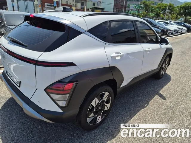 Hyundai Kona SX2 — Фото автомобиля 12