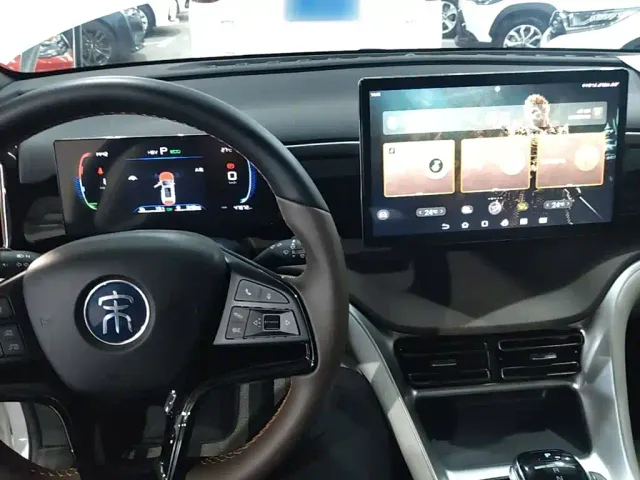 BYD Song Pro — Фото автомобиля 9