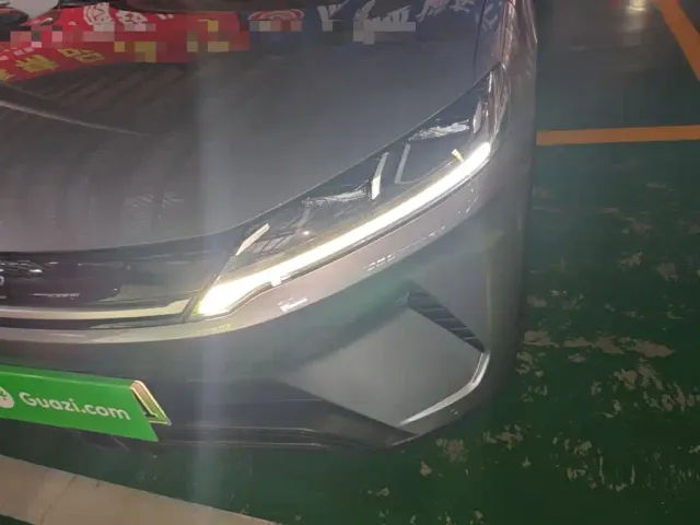 BYD Yuan UP 2024 301KM Leading Edition — Фото автомобиля 23