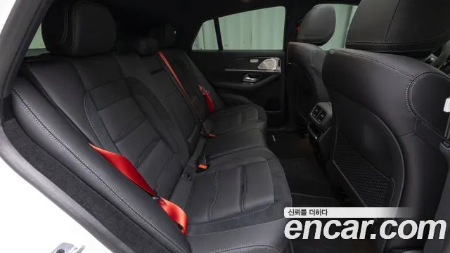 Mercedes-Benz GLE-Class — Фото автомобиля 10