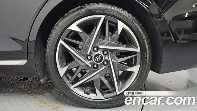 Hyundai Grandeur Grandeur (New) — Фото автомобиля 21