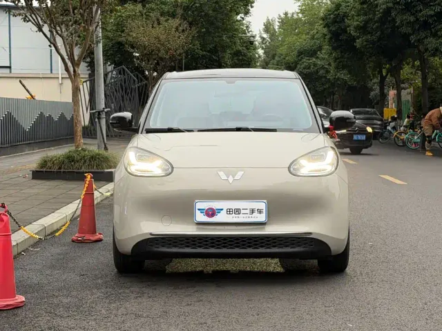 Wuling Bingo — Фото автомобиля 2