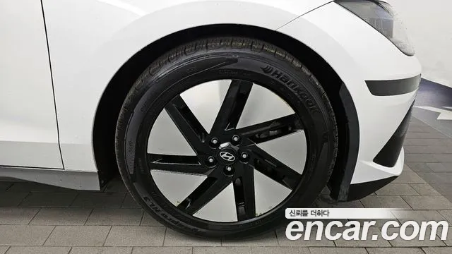 Hyundai Ioniq6 — Фото автомобиля 20
