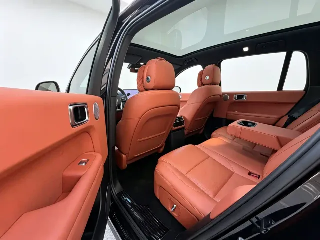 Li Auto L6 — Фото автомобиля 6