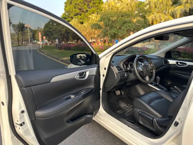 Nissan Sylphy — Фото автомобиля 8