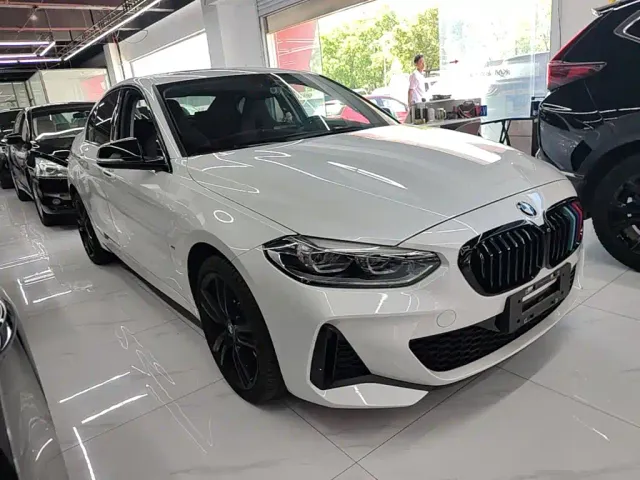 BMW 1 Series — Фото автомобиля 3