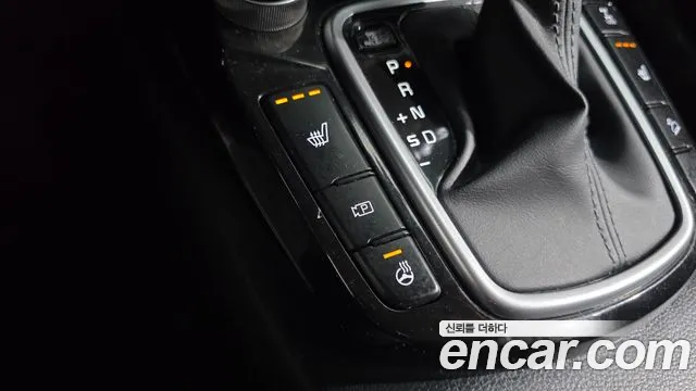 Kia Seltos — Фото автомобиля 20