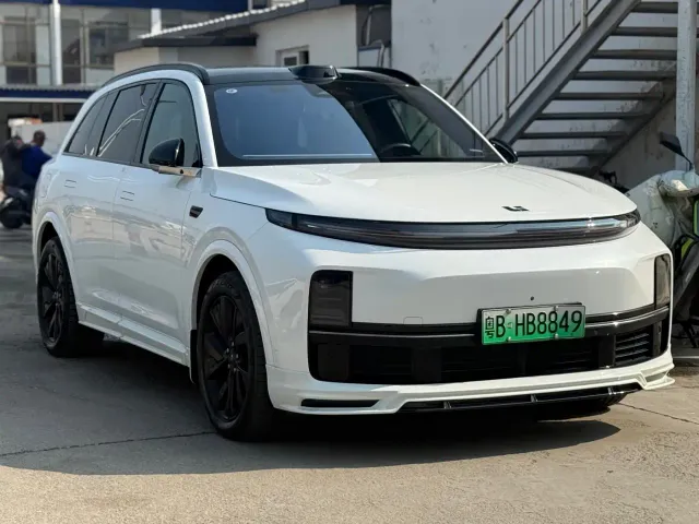 Li Auto L7 — Фото автомобиля 3