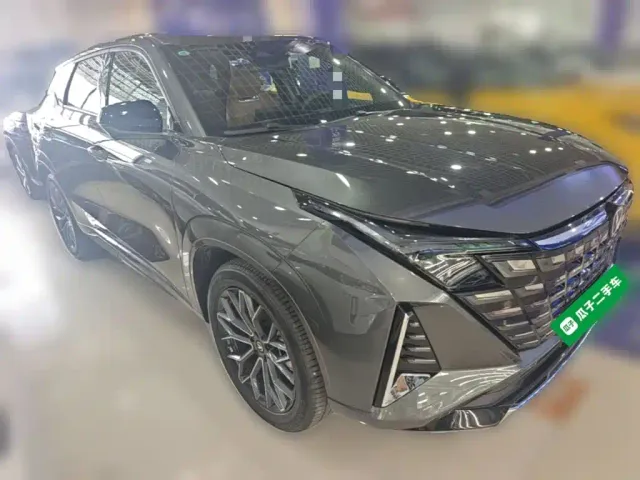 Changan UNI-Z — Фото автомобиля 6