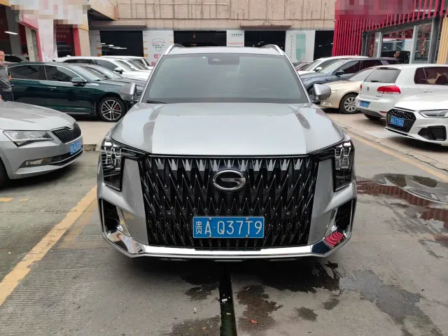 GAC Trumpchi GS8 — Фото автомобиля 2
