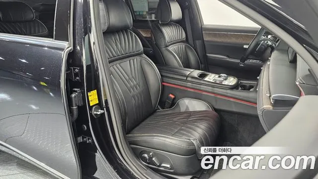 Genesis G90 Бензин 3.5 турбо AWD — Фото автомобиля 12