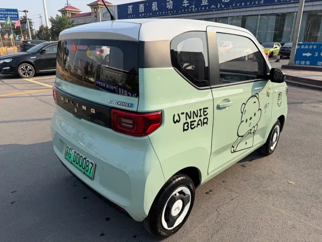 Wuling Hongguang Mini EV — Фото автомобиля 6