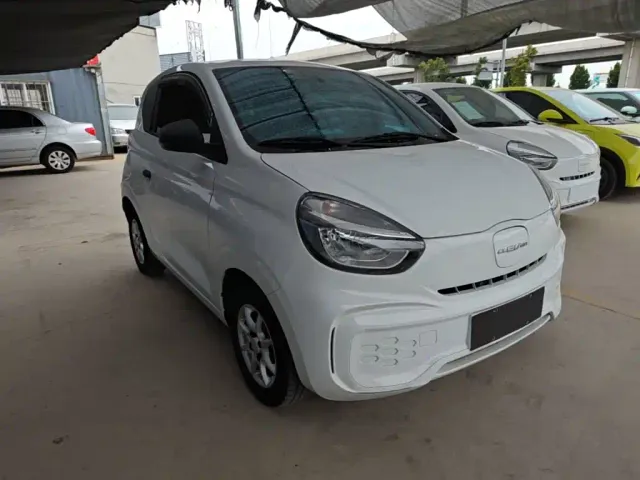 Roewe Clever — Фото автомобиля 3