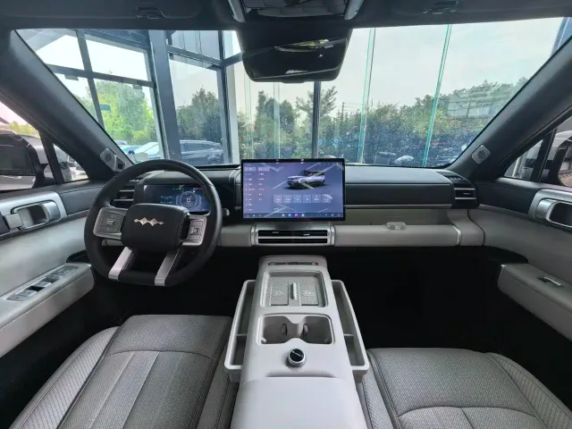 BYD FangChengBao Titanium 7 — Фото автомобиля 7