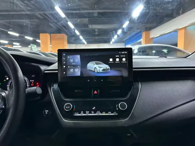 Toyota Corolla — Фото автомобиля 12