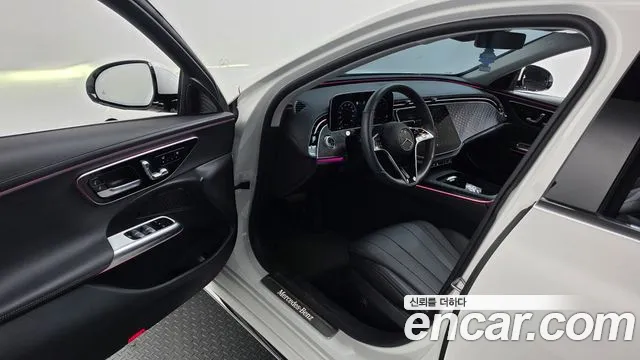 Mercedes-Benz E-Class W214 — Фото автомобиля 15
