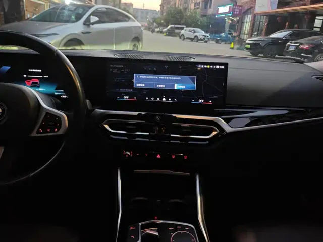 BMW i3 — Фото автомобиля 13